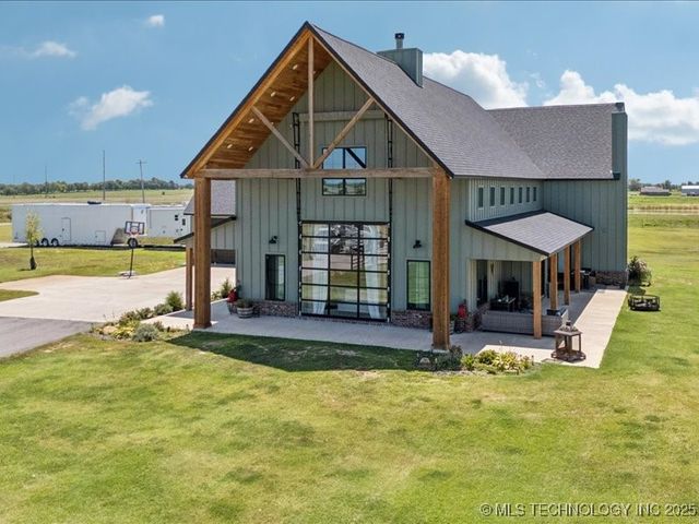 23960 E 710 Road, Wagoner, OK 74467