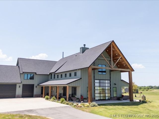 23960 E 710 Road, Wagoner, OK 74467