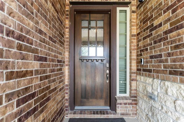 2001 Sadtler Ridge Circle, La Porte, TX 77571