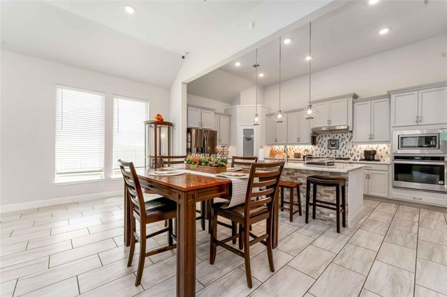 2001 Sadtler Ridge Circle, La Porte, TX 77571