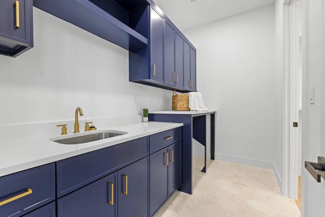 1967 Gallagher Street, Dallas, TX 75212