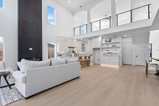 1967 Gallagher Street, Dallas, TX 75212