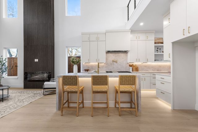 1967 Gallagher Street, Dallas, TX 75212