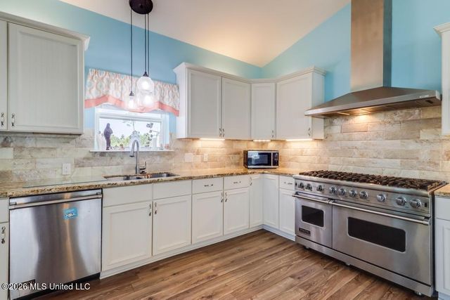 105 Sandy Hook Drive, Pass Christian, MS 39571