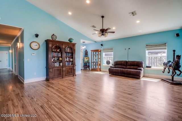 105 Sandy Hook Drive, Pass Christian, MS 39571