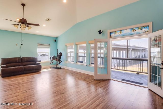 105 Sandy Hook Drive, Pass Christian, MS 39571