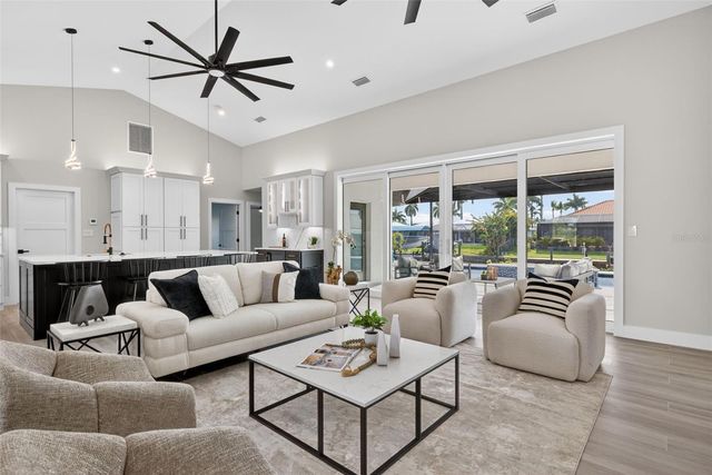 5312 SW 9TH PLACE, Cape Coral, FL 33914