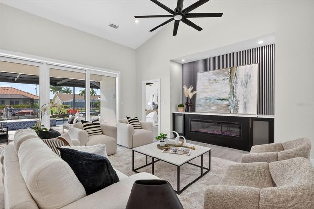 5312 SW 9TH PLACE, Cape Coral, FL 33914