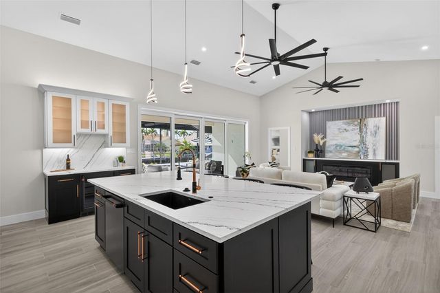 5312 SW 9TH PLACE, Cape Coral, FL 33914