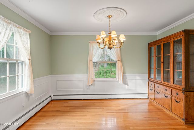 193 Pine Ridge Drive, Guilderland, NY 12084