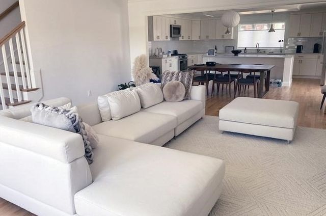 72 Holland St 72, Winchester, MA 01890