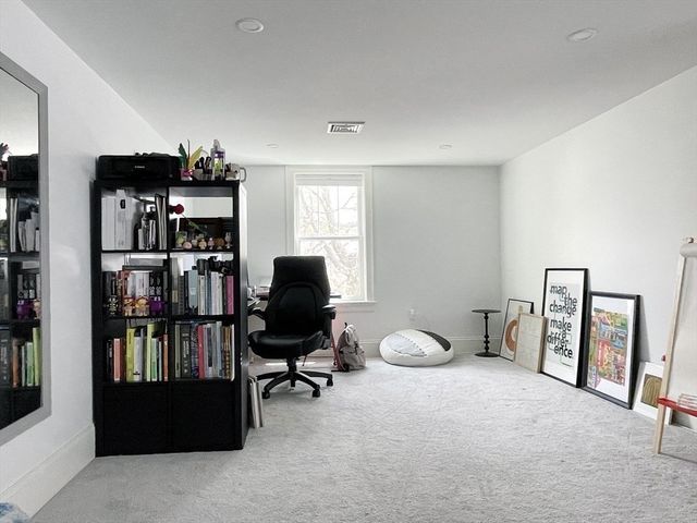 72 Holland St 72, Winchester, MA 01890
