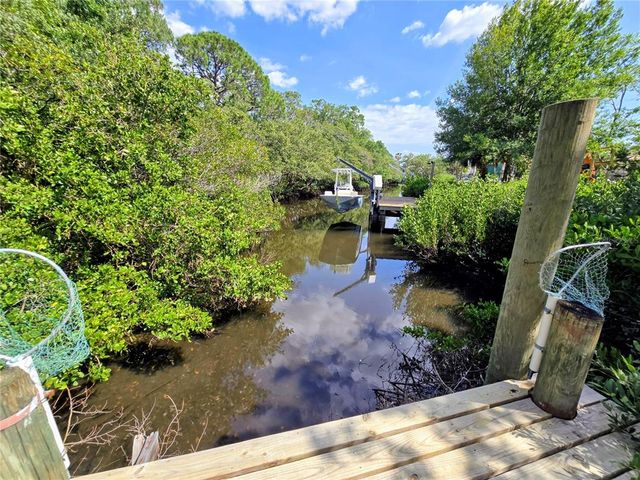 1417 W CURLEW PLACE, Tarpon Springs, FL 34689