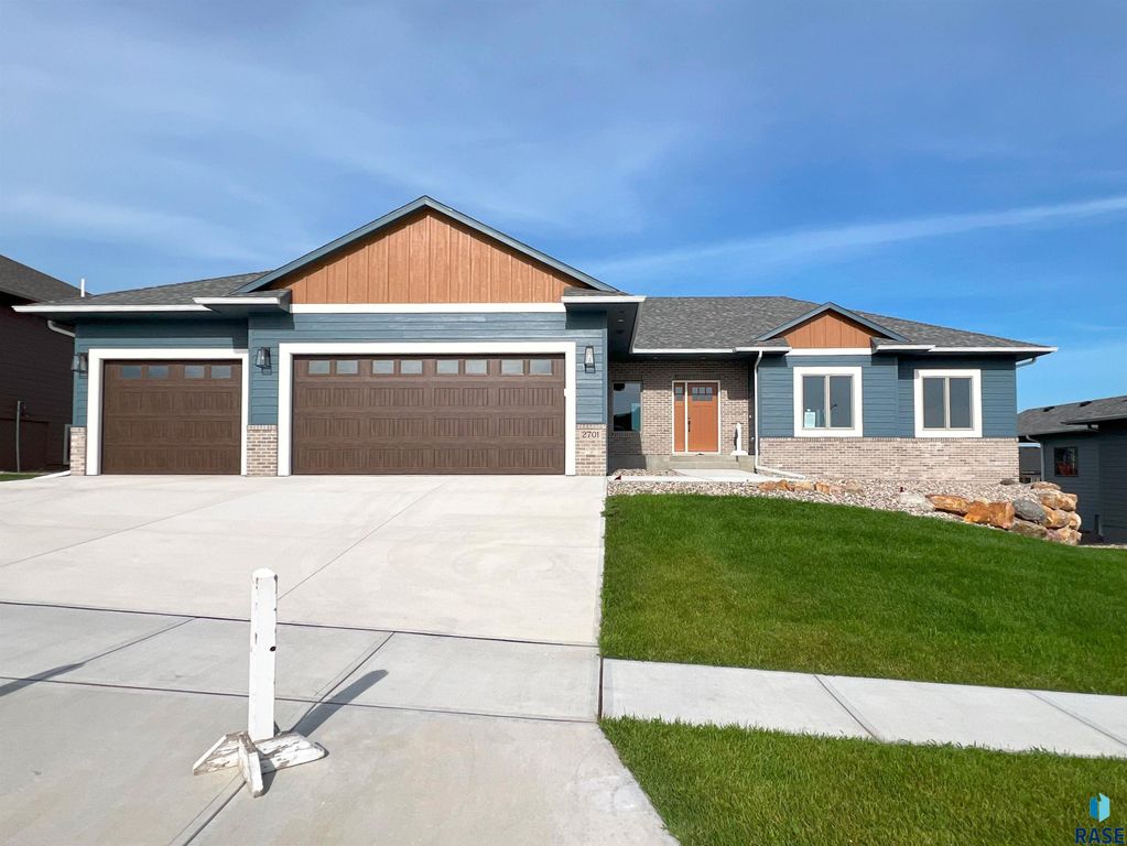 2701 S Galena Ave Avenue, Sioux Falls, SD 57110