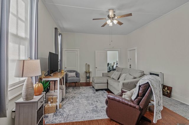 1240 Mississippi St, Donaldsonville, LA 70346