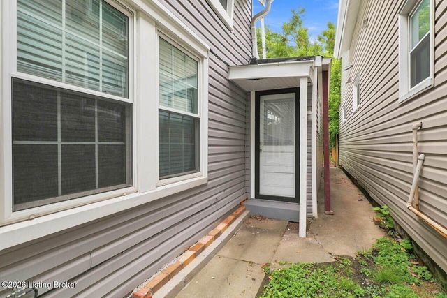 469 E Brandeis Ave, Louisville, KY 40217