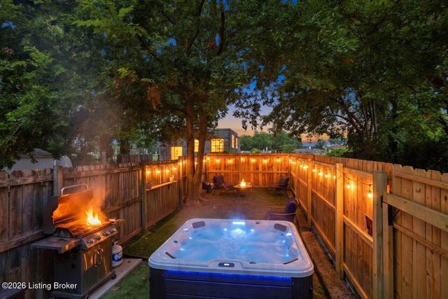 469 E Brandeis Ave, Louisville, KY 40217