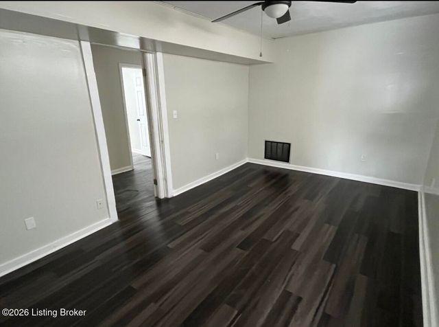 469 E Brandeis Ave, Louisville, KY 40217