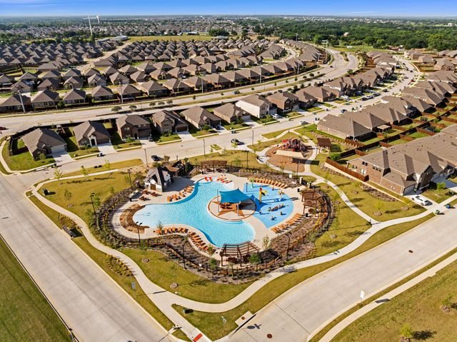 9813 Tinsley Street, Aubrey, TX 76227