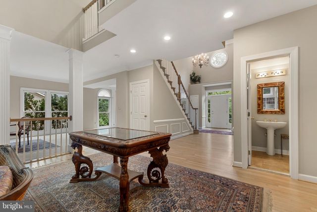 1201 ESSEX MANOR CT, Alexandria, VA 22308