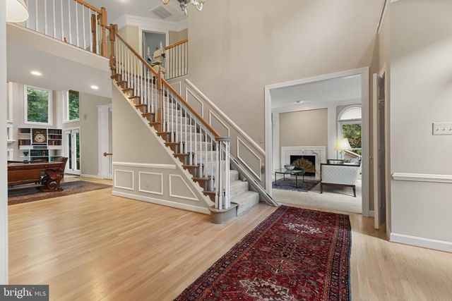 1201 ESSEX MANOR CT, Alexandria, VA 22308