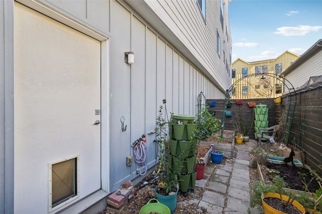 4407 Munger Avenue 2, Dallas, TX 75204