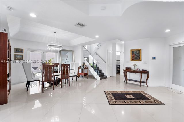 5348 NW 106th Ct, Doral, FL 33178
