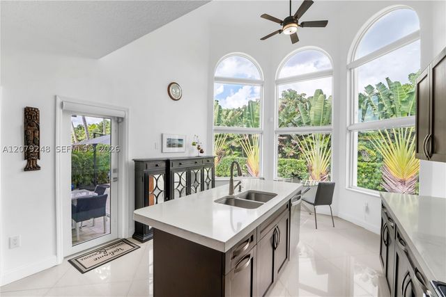 5348 NW 106th Ct, Doral, FL 33178