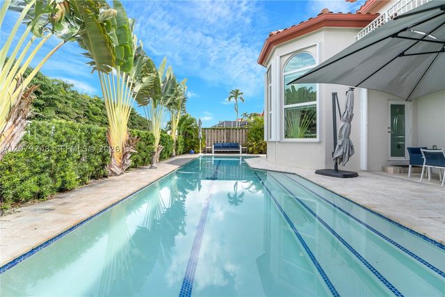 5348 NW 106th Ct, Doral, FL 33178