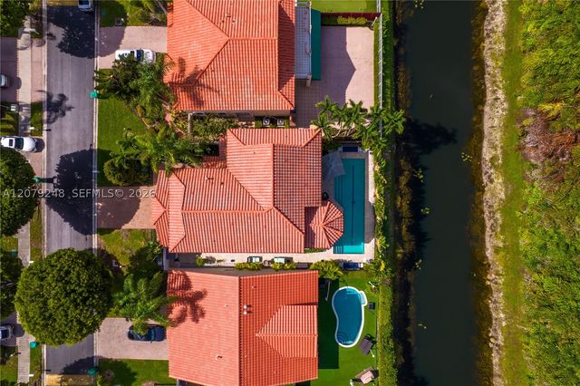 5348 NW 106th Ct, Doral, FL 33178