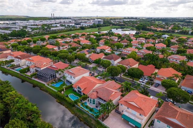 5348 NW 106th Ct, Doral, FL 33178