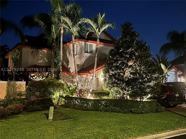 5348 NW 106th Ct, Doral, FL 33178