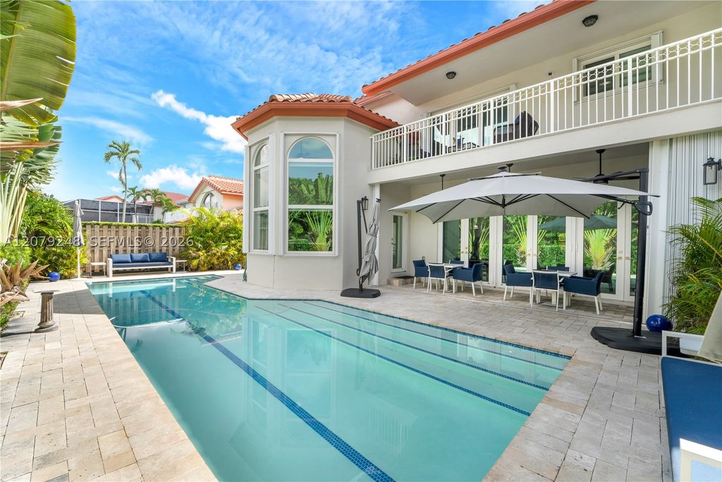 5348 NW 106th Ct, Doral, FL 33178
