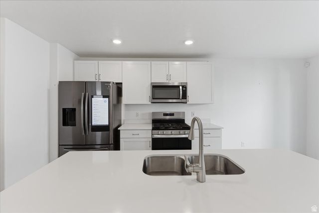 1034 E JACK DR, Saratoga Springs, UT 84045