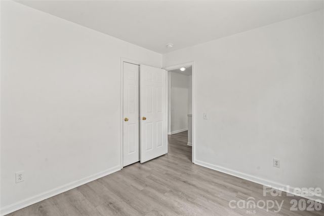 2724 Mulberry Pond Drive, Charlotte, NC 28208