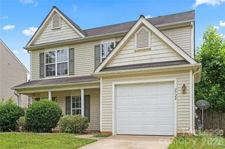 2724 Mulberry Pond Drive, Charlotte, NC 28208
