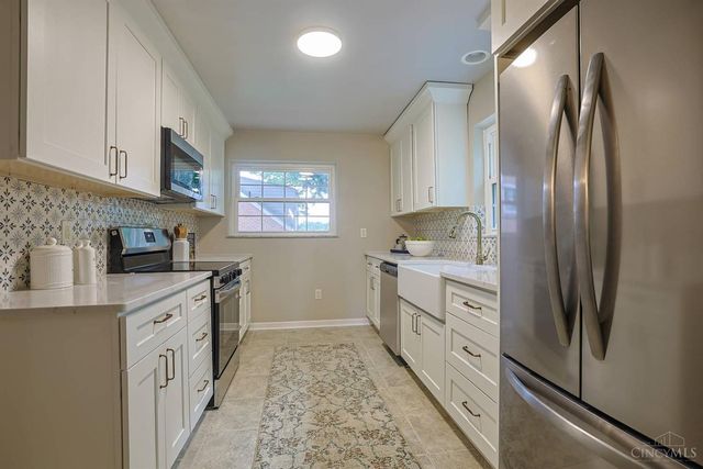 3051 Coral Park Drive, Cincinnati, OH 45211