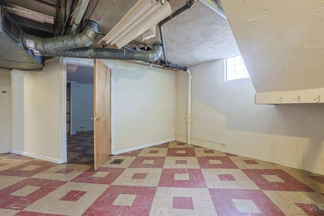 3051 Coral Park Drive, Cincinnati, OH 45211