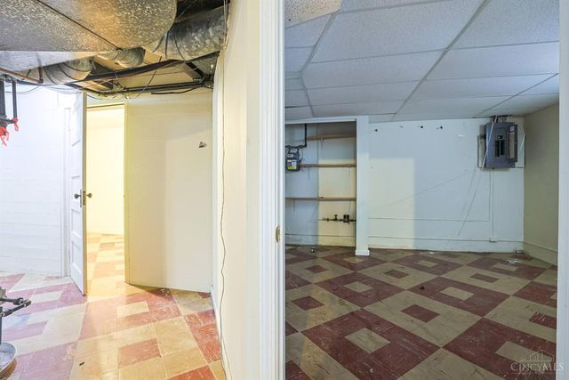 3051 Coral Park Drive, Cincinnati, OH 45211