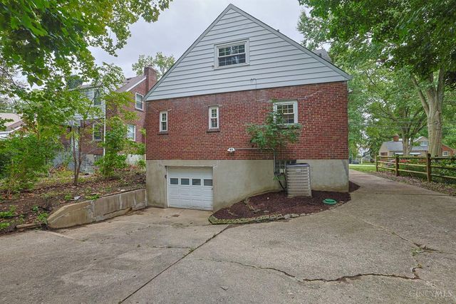 3051 Coral Park Drive, Cincinnati, OH 45211