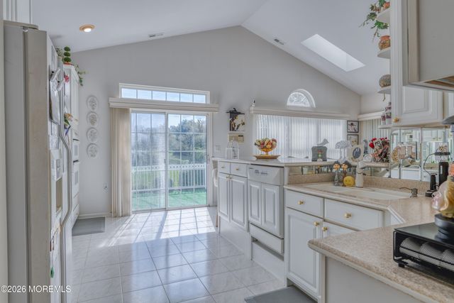 11 Bomar Court, Manchester, NJ 08759