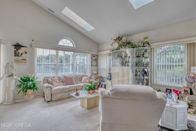 11 Bomar Court, Manchester, NJ 08759