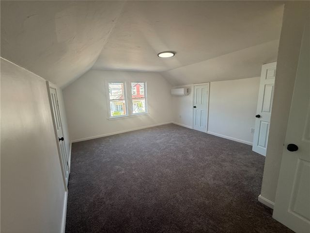 17 Middleton Street, Providence, RI 02909