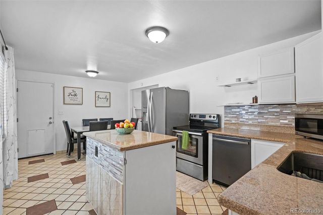 61 S 17th Avdr, Brighton, CO 80601