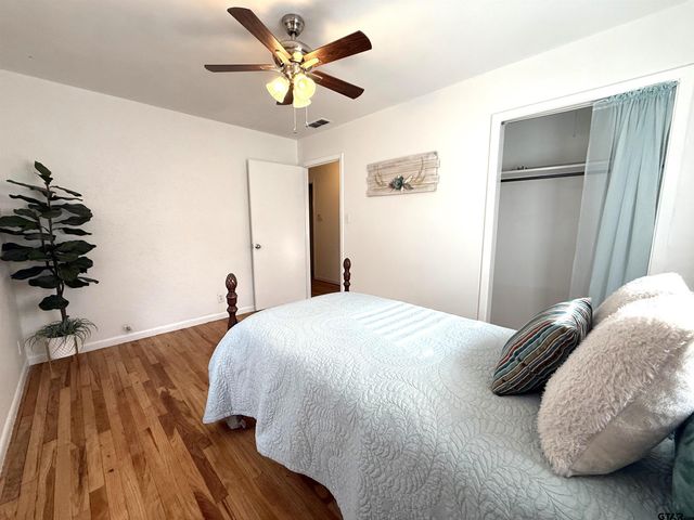 1011 N Main St., Winnsboro, TX 75494