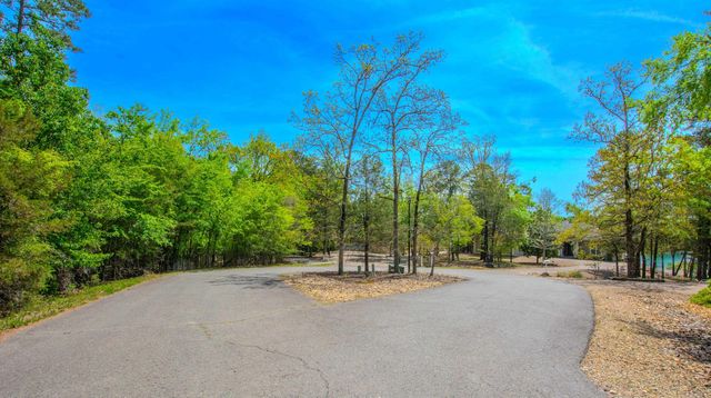 7 Sosegado Trace, Hot Springs Village, AR 71909