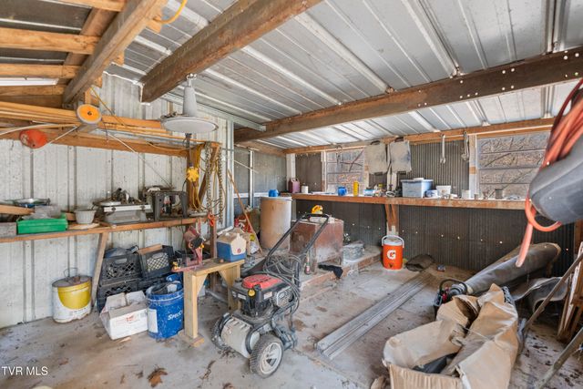 5710 Houston Valley Road, Greeneville, TN 37743