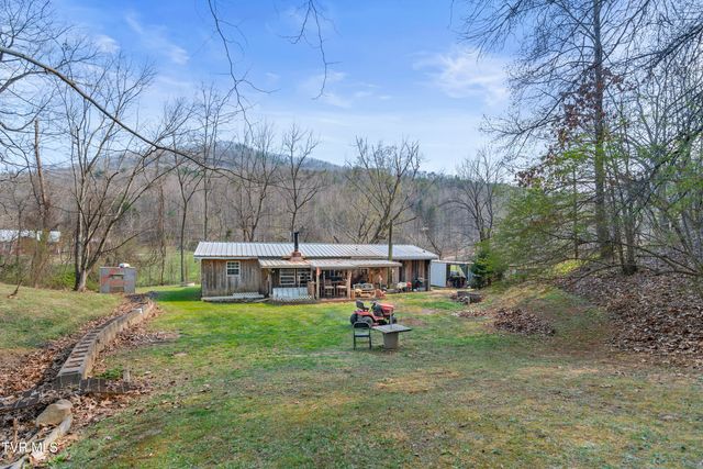5710 Houston Valley Road, Greeneville, TN 37743