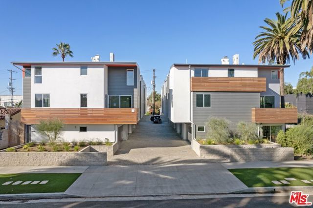 853 N Detroit Street, Los Angeles, CA 90046