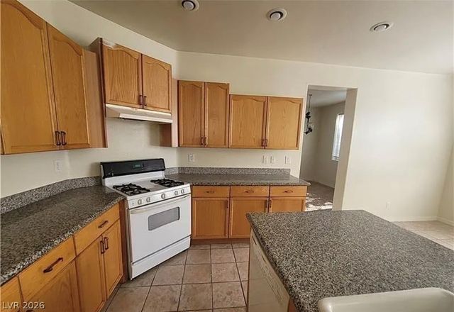 7817 Falconwing Avenue, Las Vegas, NV 89131
